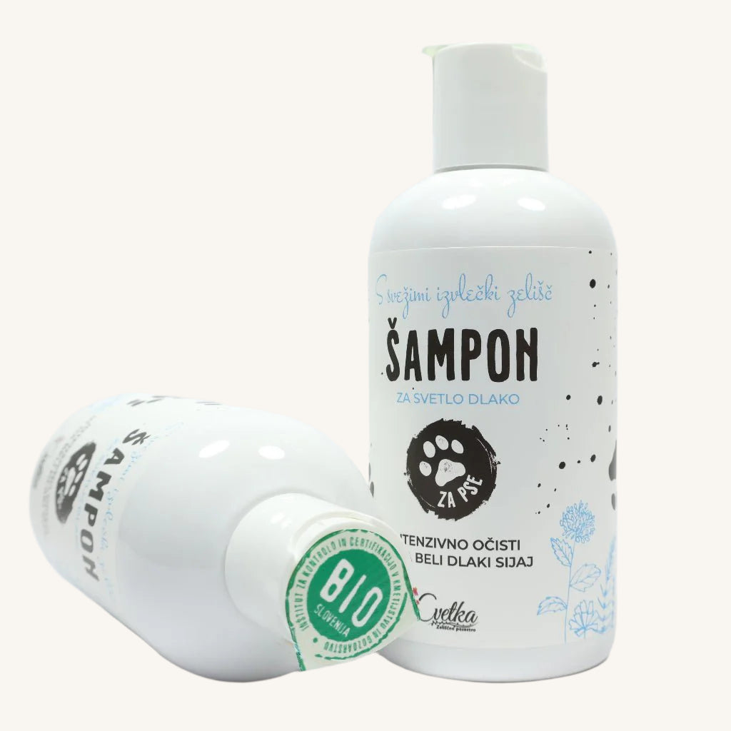 BIO pasji šampon za svetlo dlako (250 ml) od Cvetka zeliščno posestvo | Na voljo pri Forapet