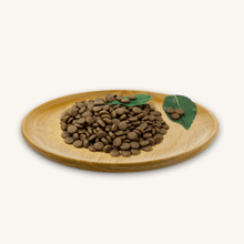 Natural Greatness ǀ KITTEN & ADULT mačji briketi - VELIKE PASME (piščanec, puran & losos) od Natural Greatness | Na voljo pri Forapet