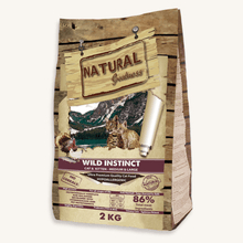 Natural Greatness ǀ KITTEN & ADULT mačji briketi - VELIKE PASME (piščanec, puran & losos) od Natural Greatness | Na voljo pri Forapet
