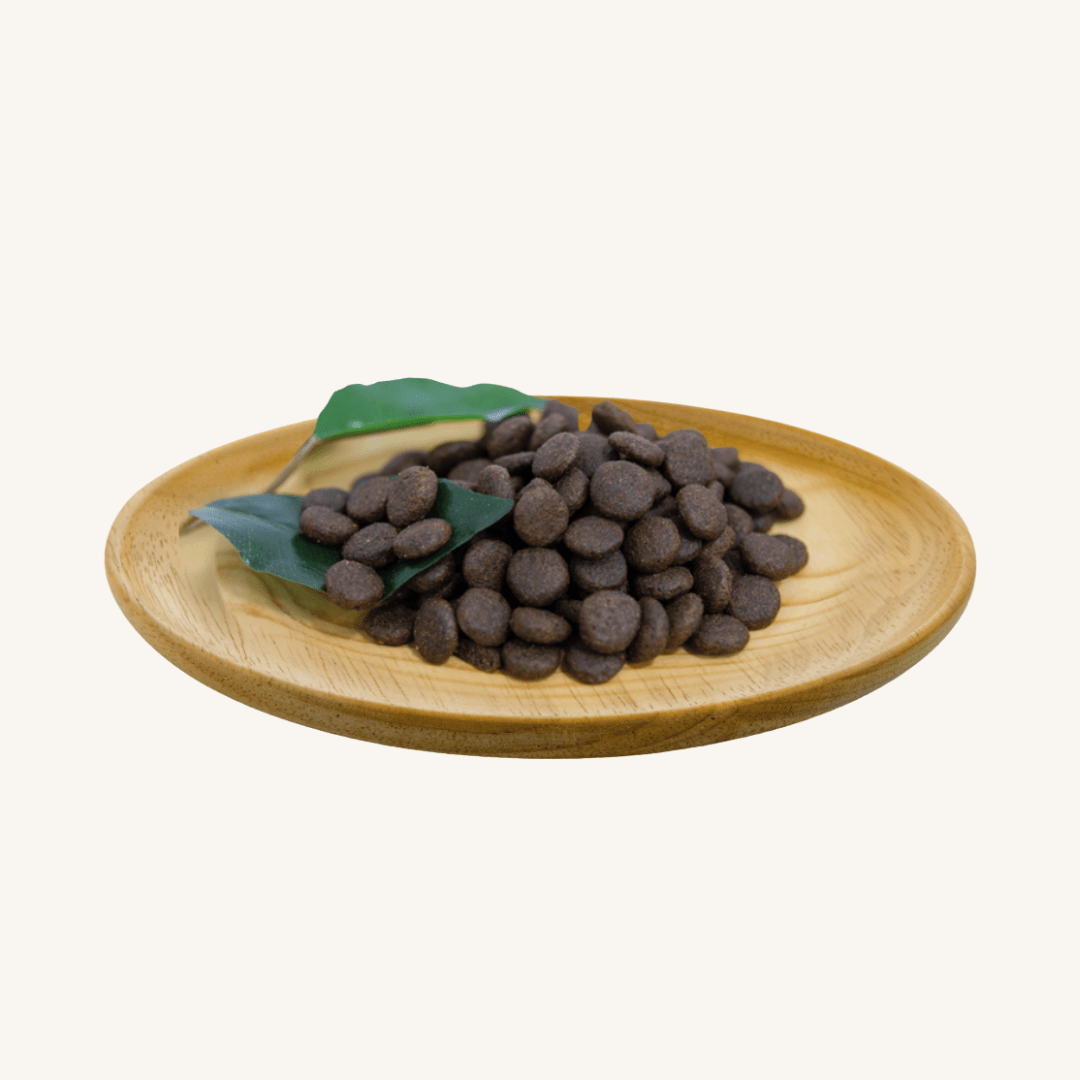 Natural Greatness ǀ MEDIUM & MAXI ADULT & SENIOR pasji briketi - URAVNAVANJE TEŽE (kunec) od Natural Greatness | Na voljo pri Forapet