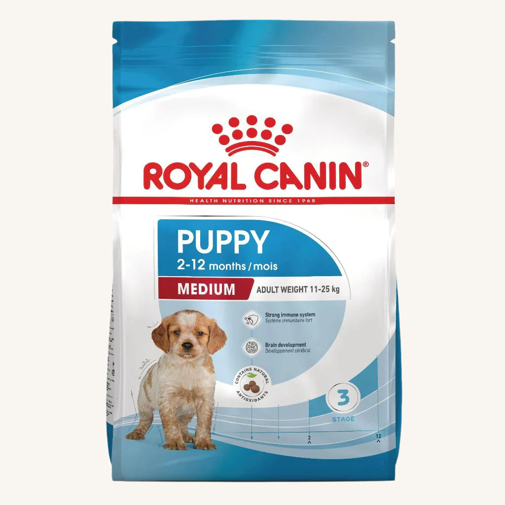 Royal Canin ǀ MEDIUM PUPPY pasji briketi - PERUTNINA od Royal Canin | Na voljo pri Forapet